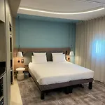 Novotel Ferrand Polydome 4* Клермон-Ферран