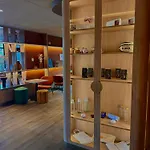 Отель Novotel Ferrand Polydome 4*