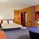 Hotell Novotel Ferrand Polydome
