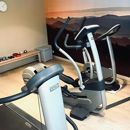 Novotel Ferrand Polydome Отель