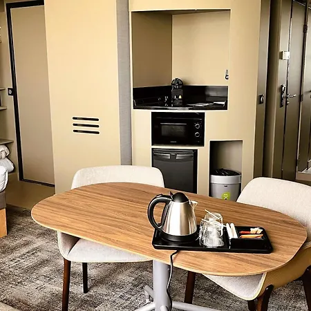 Hotel Novotel Ferrand Polydome 4*