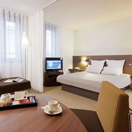 Novotel Ferrand Polydome 4*