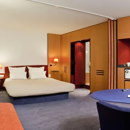 Hotel Novotel Ferrand Polydome