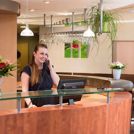 Отель Novotel Ferrand Polydome Клермон-Ферран