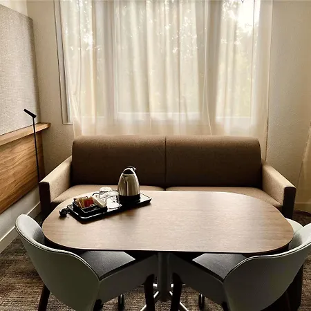 Novotel Ferrand Polydome Hotel 4*