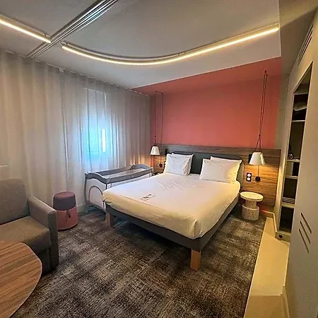 Novotel Ferrand Polydome Hotell Clermont-Ferrand