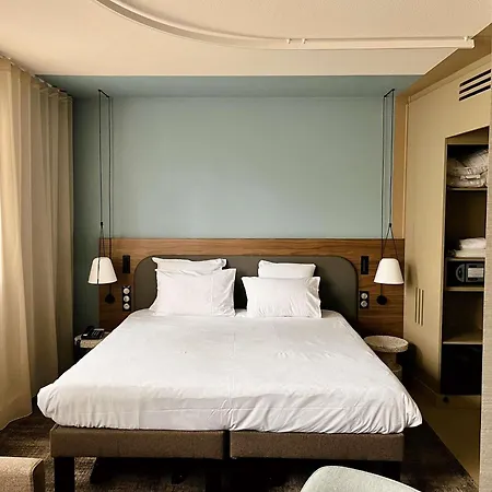 Novotel Ferrand Polydome Otel Clermont-Ferrand