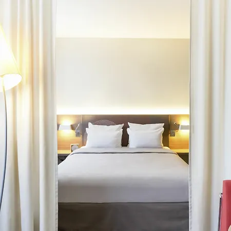 Novotel Ferrand Polydome קלרמונט-פרנד