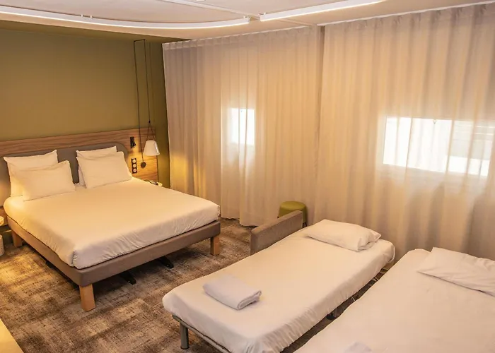 Novotel Ferrand Polydome Hotel 4*