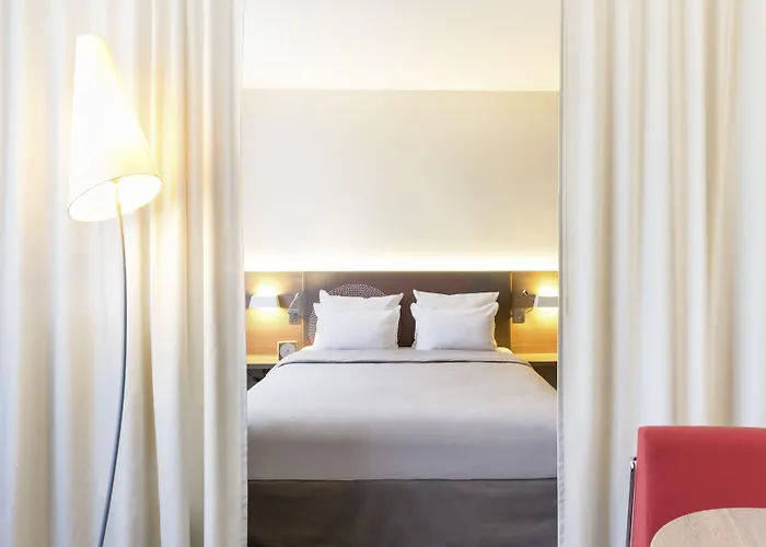 Novotel Ferrand Polydome 4* Клермон-Ферран